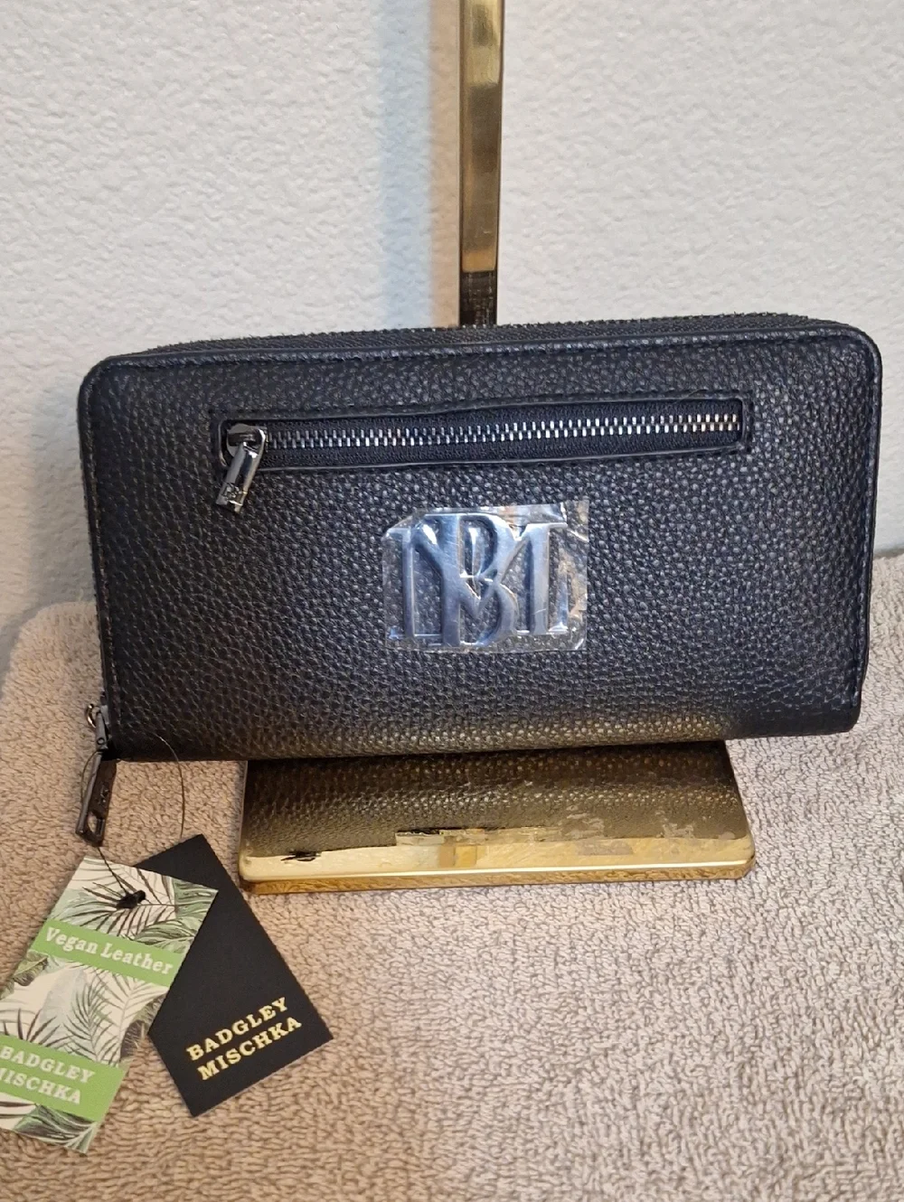 NWT Badgley Mischka Black Wallet